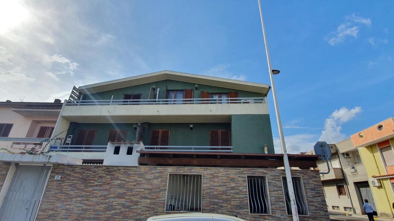 Em Holiday Apartment كوارتو سانتيلينا المظهر الخارجي الصورة